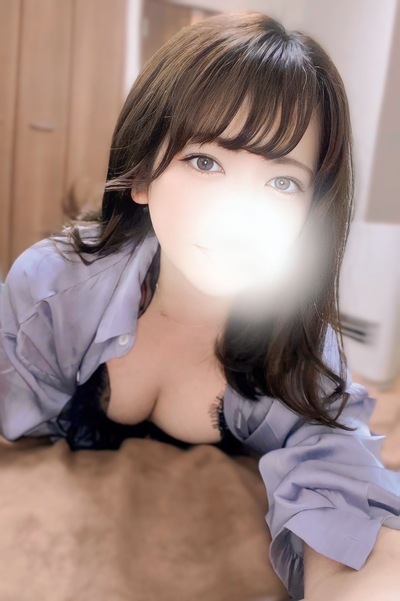 新人まきさんの写真